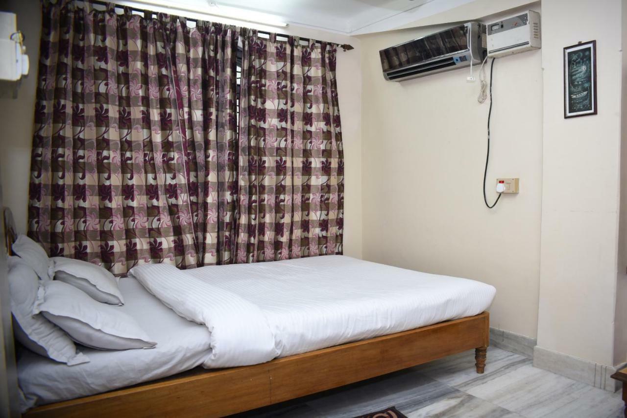Spot On 37646 Hotel Centre Palace Silchar Esterno foto